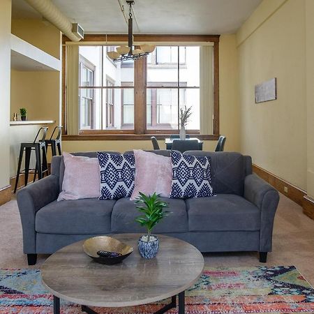 Апартаменти Frontdesk 2063 East 4Th Street Apts Downtown Клівленд Екстер'єр фото